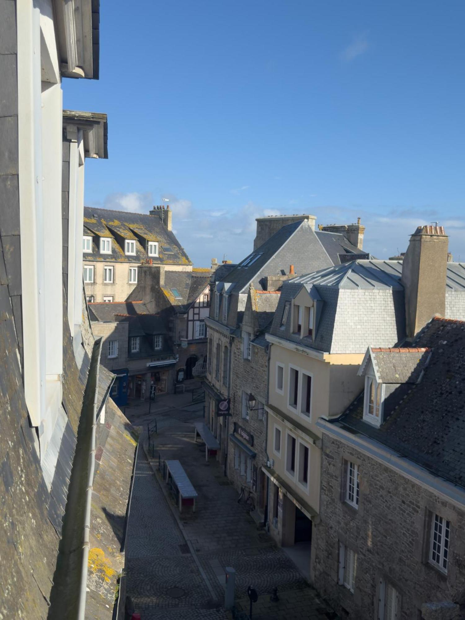 Logis Hotel Les Chardons Bleus Restaurant Le Bistrot De La Mer Roscoff Exteriér fotografie